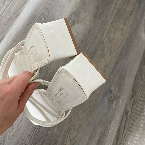 Topshop sandals - Picture 3 of 4